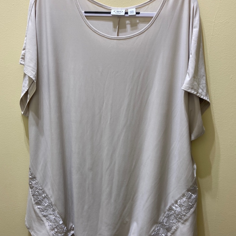 Cato flowy beige top plus size